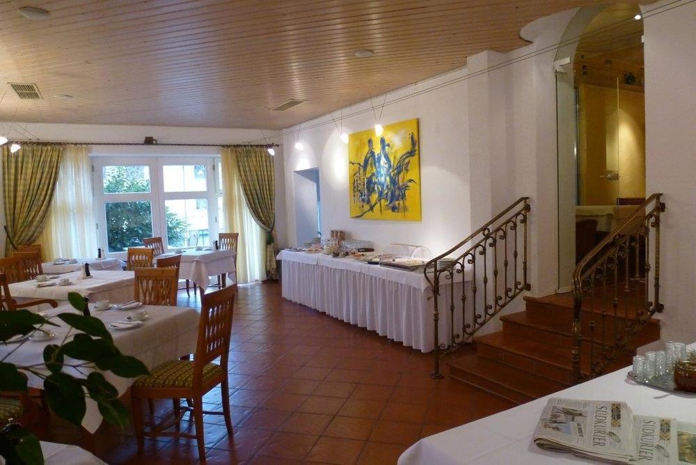 Hotel Alpenblick Garni Überlingen Étterem fotó